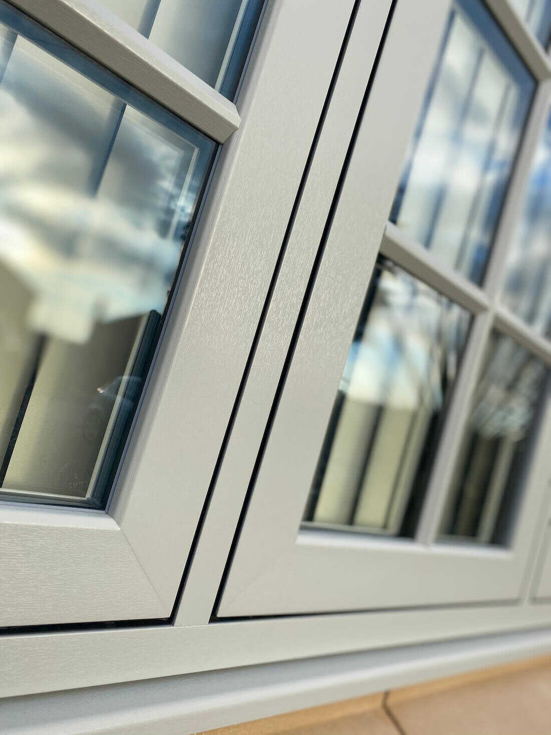 Flush sash window details for Clapham Common properties
